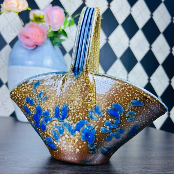Vintage Studio Earthenware Basket Bowl, Blue Floral Glaze 8" Gray Brown Blue - Picture 11 of 14